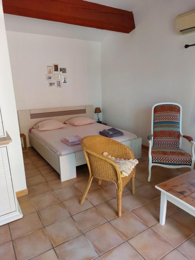Petite Maison Entre Sanary Et Bandol Sanary-sur-Mer Exterior foto